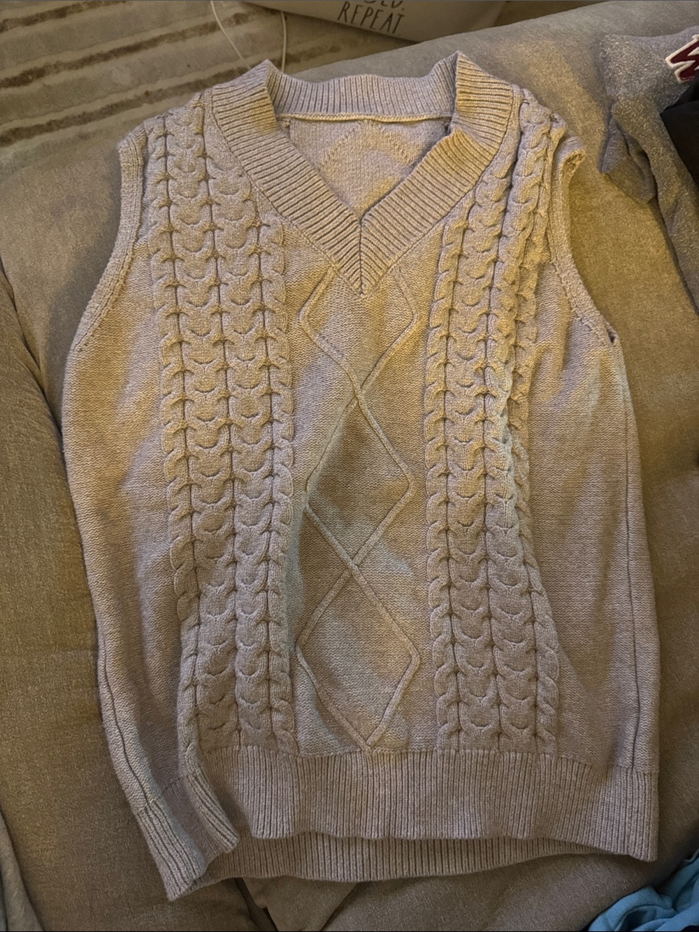 Women's Cable Knit V-Neck Sweater Vest - Grey
